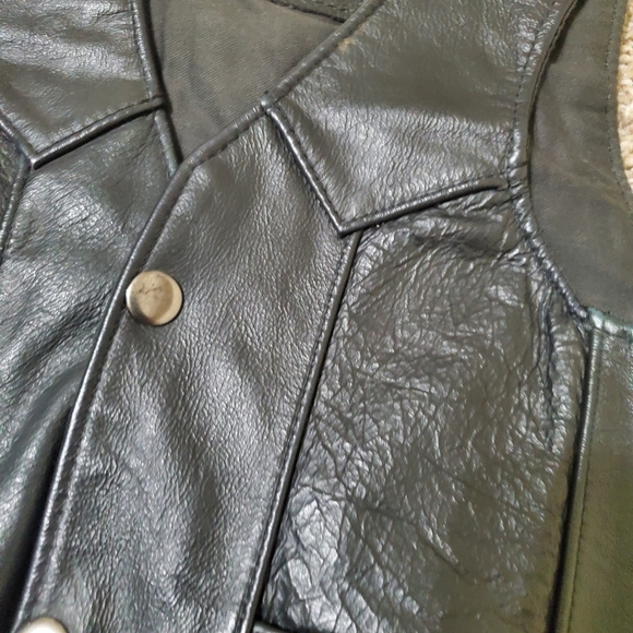 Genuine Leather Black Biker Cut Motorcycle Childs Vest Small Vintage  Good pre o - Picture 2 of 7